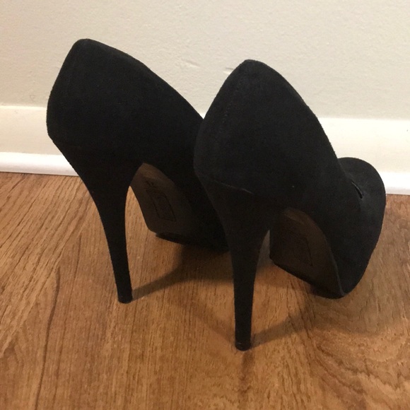 Black Stiletto Heels - Picture 4 of 4